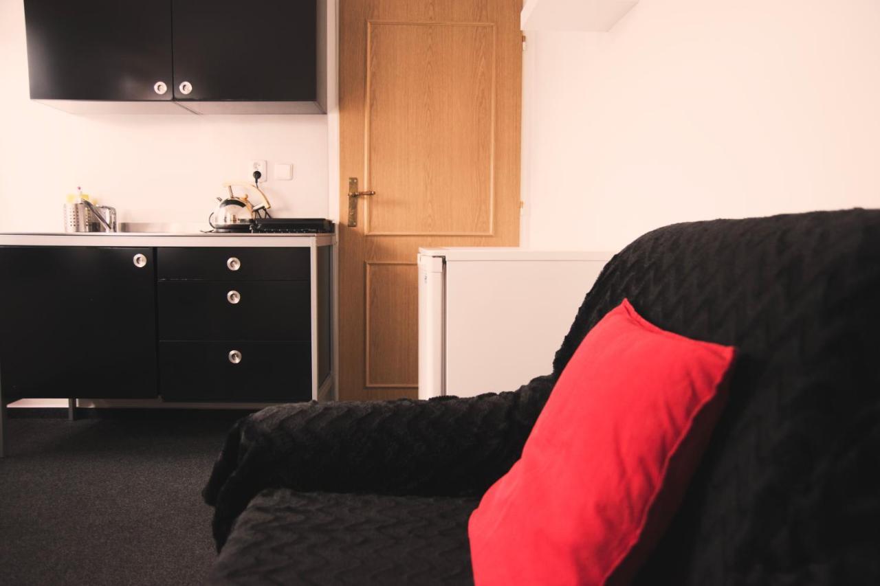 Guesthouse Zlaty Hrozen Česká Lípa Bagian luar foto