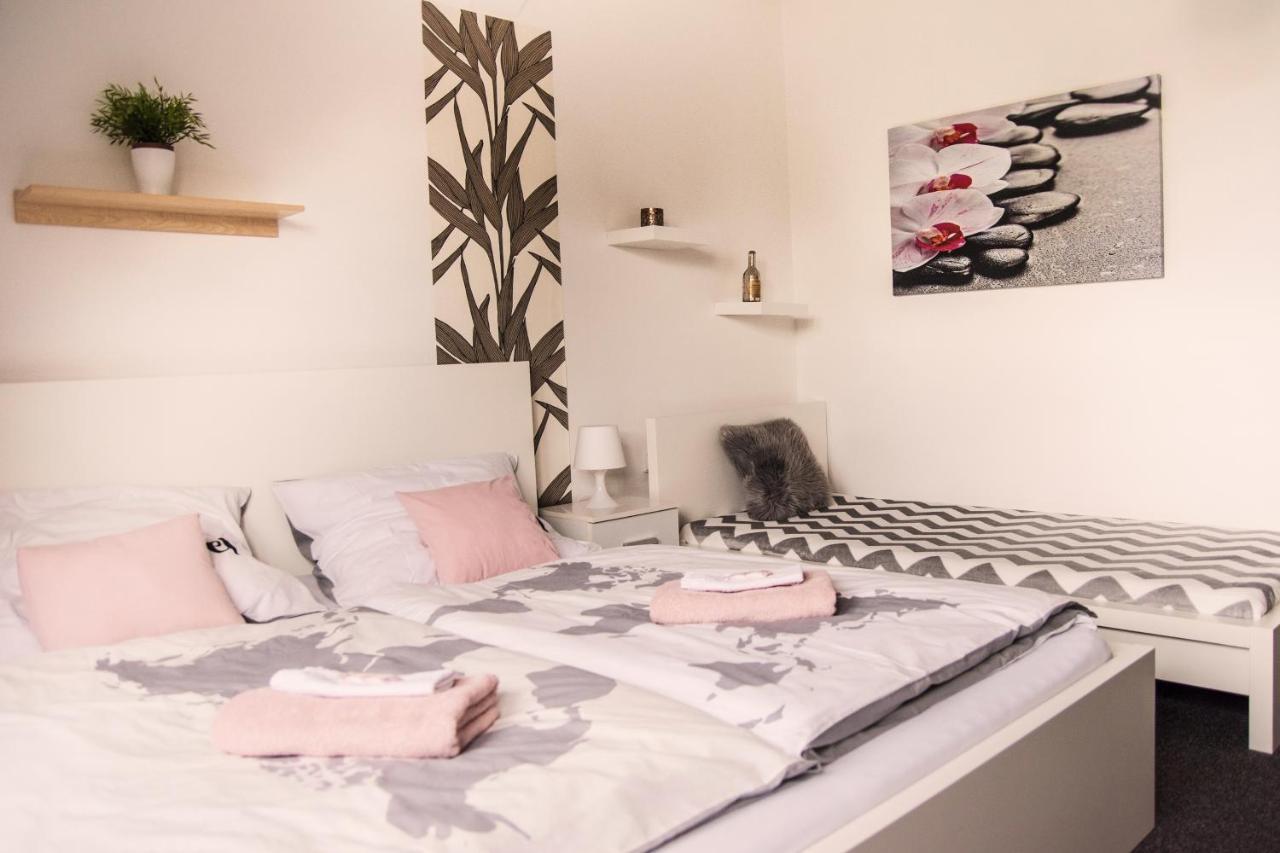 Guesthouse Zlaty Hrozen Česká Lípa Bagian luar foto